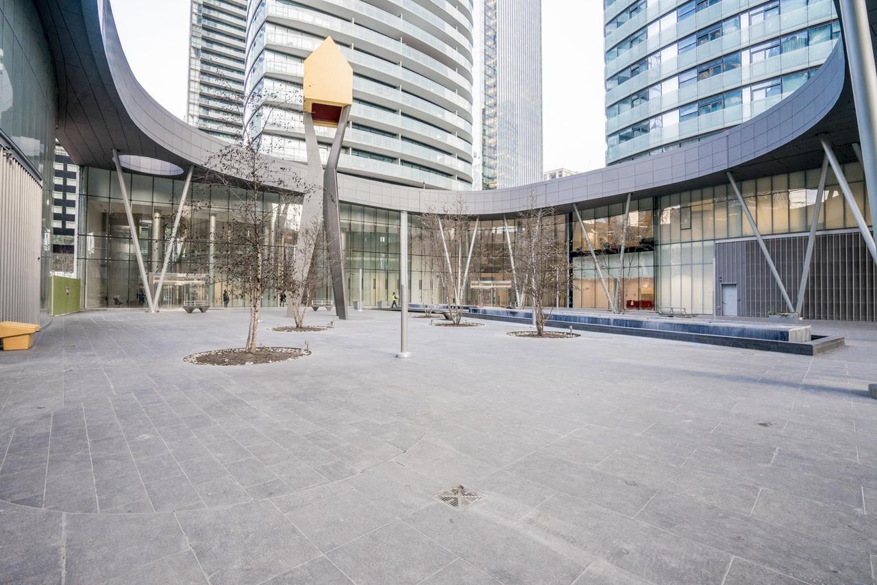 Aaira Suites Торонто Экстерьер фото