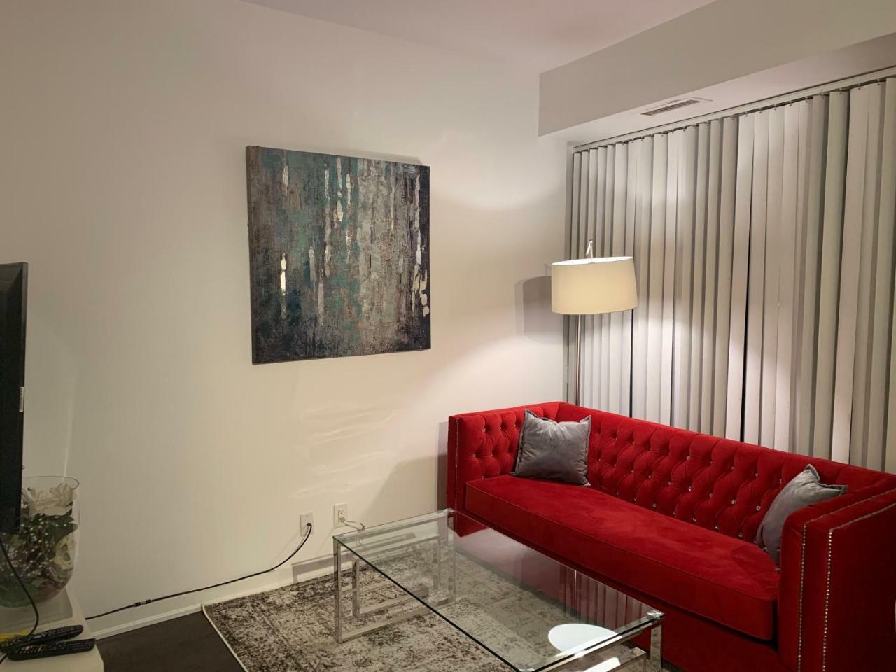Aaira Suites Торонто Экстерьер фото