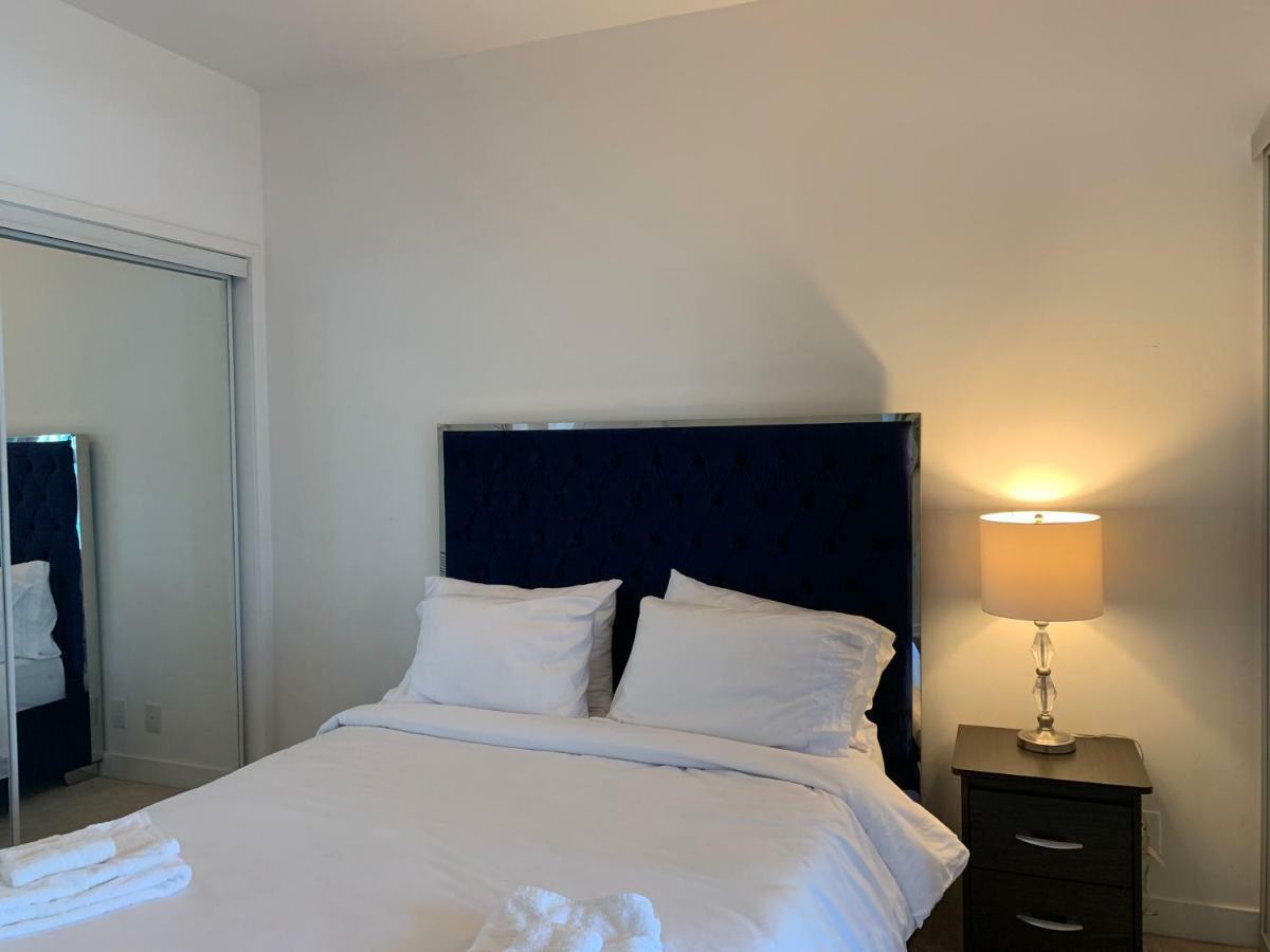 Aaira Suites Торонто Экстерьер фото
